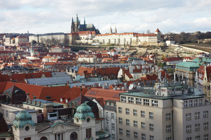 , Mutuam Activa es resisteix a marxar de Praga: la històrica ciutat daurada del cor d’Europa