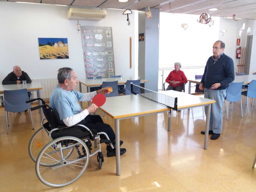 ping-pong, Partides de ping-pong al Centre de Dia La Creu de Barberà